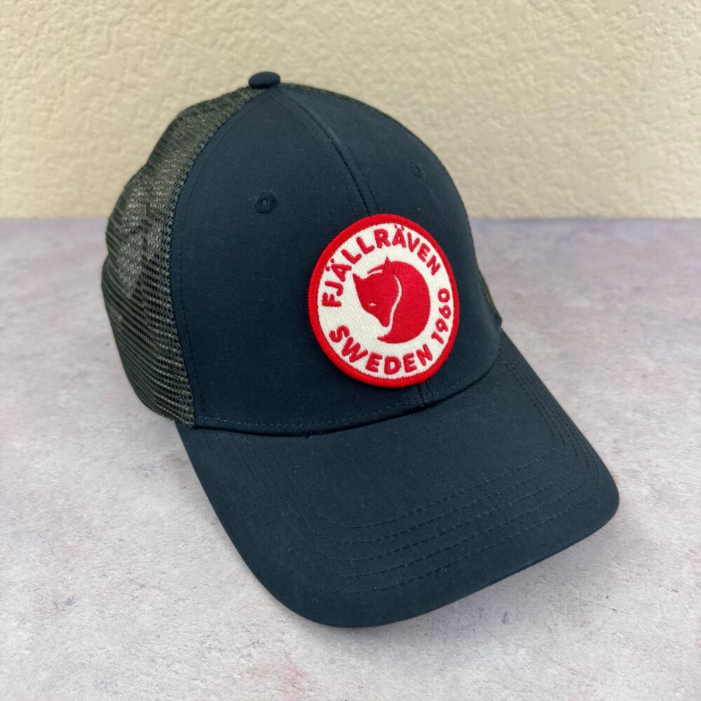 Fjallraven 1960 Logo Langtradarkeps Trucker Hat Blue Green L/XL